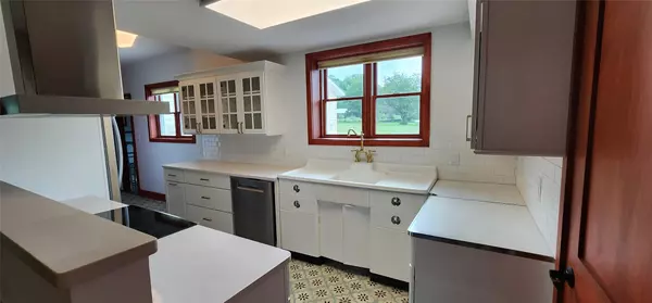 Forestburgh, NY 12777,31 McCormick RD