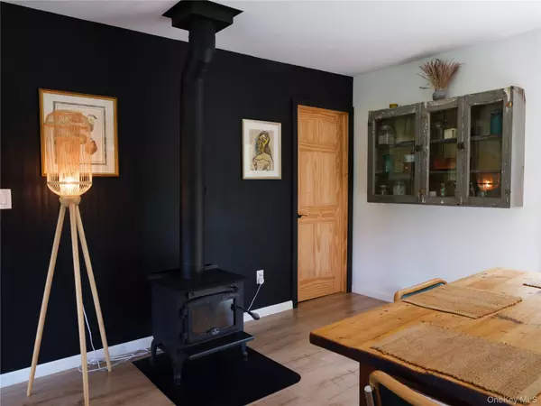 Andes, NY 13731,260 Gladstone Hlw RD