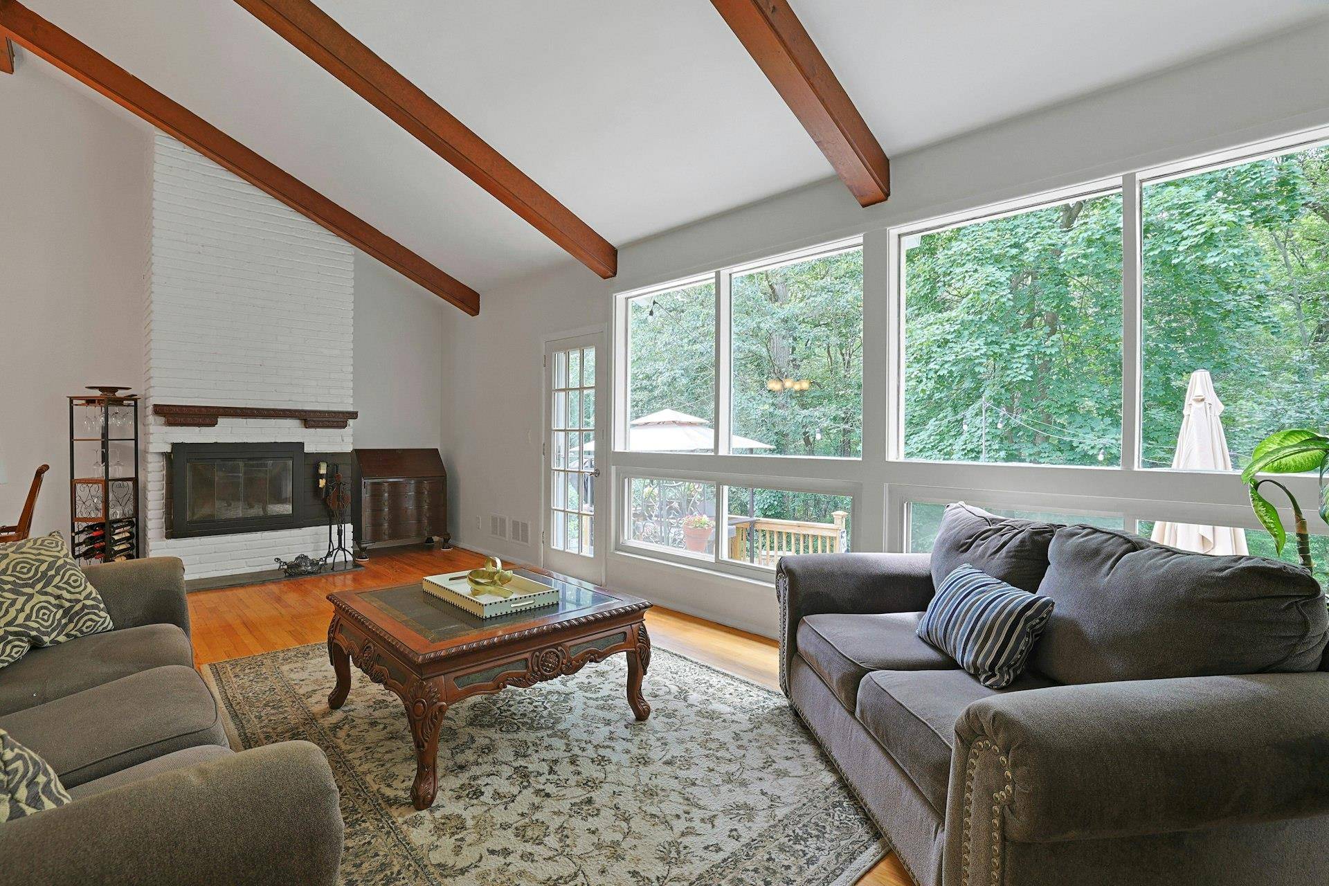 New Rochelle, NY 10804,103 Wood Hollow LN