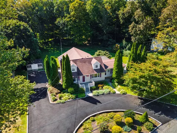 Garrison, NY 10524,21 Morris RD