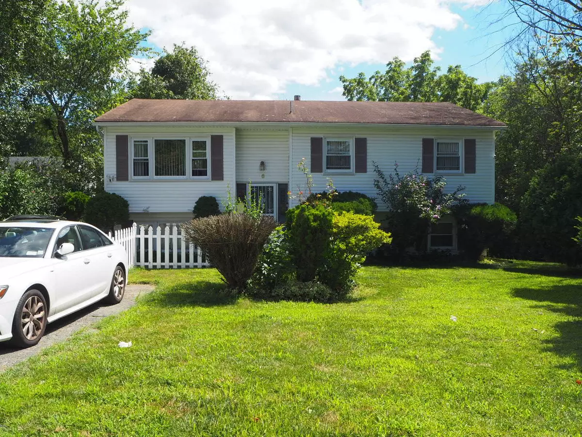 Spring Valley, NY 10977,6 Wood ST