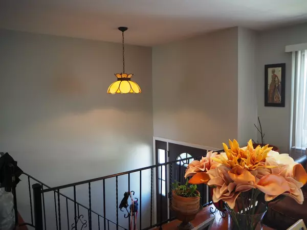 Spring Valley, NY 10977,6 Wood ST