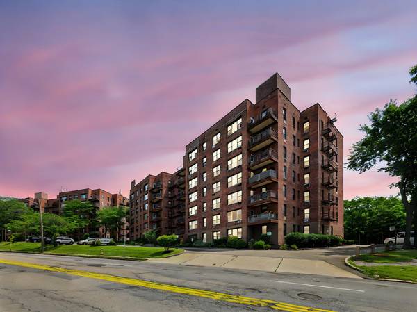 Ossining, NY 10562,121 S Highland AVE #5J