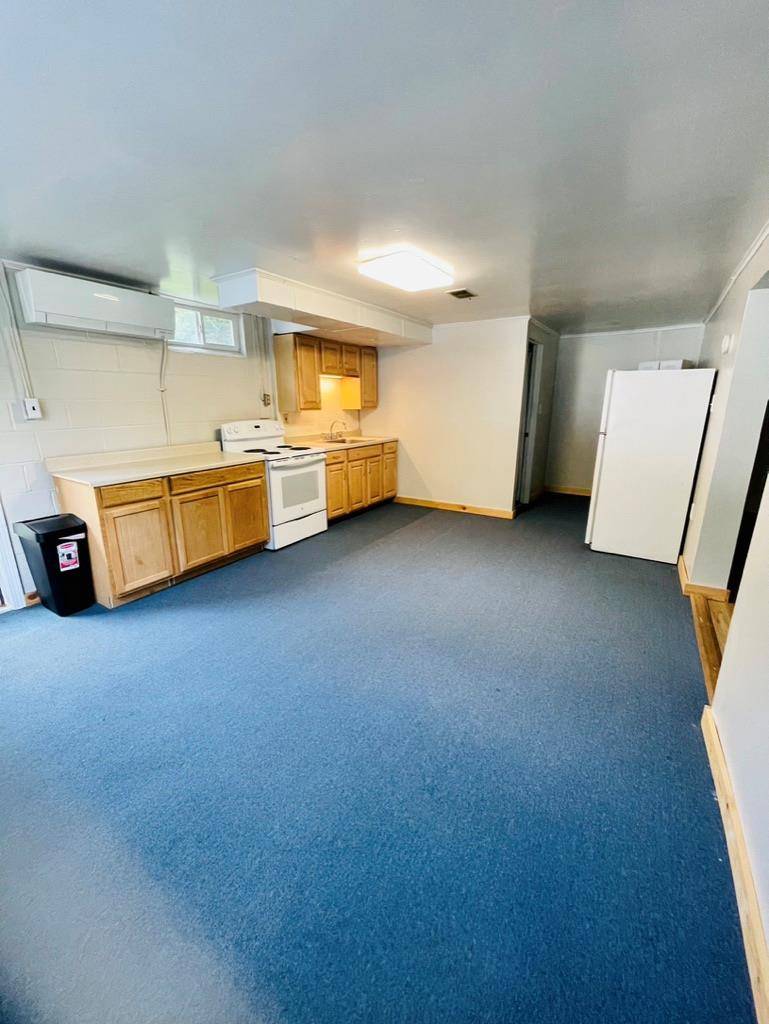 Highland, NY 12528,718 Milton TPKE #B