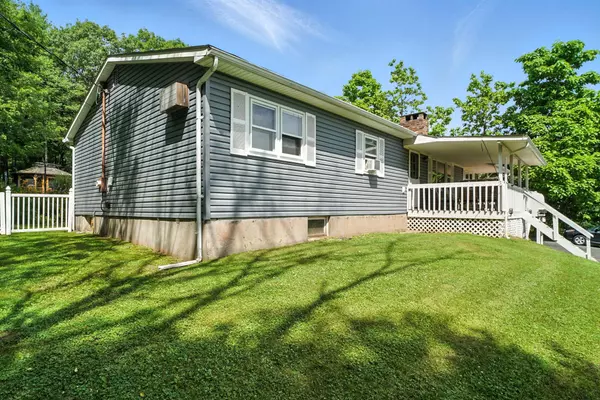 Callicoon, NY 12723,136 Kautz RD #136