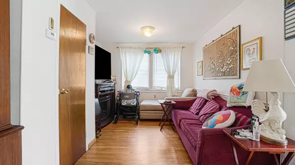 Queens Village, NY 11429,22906 113th AVE
