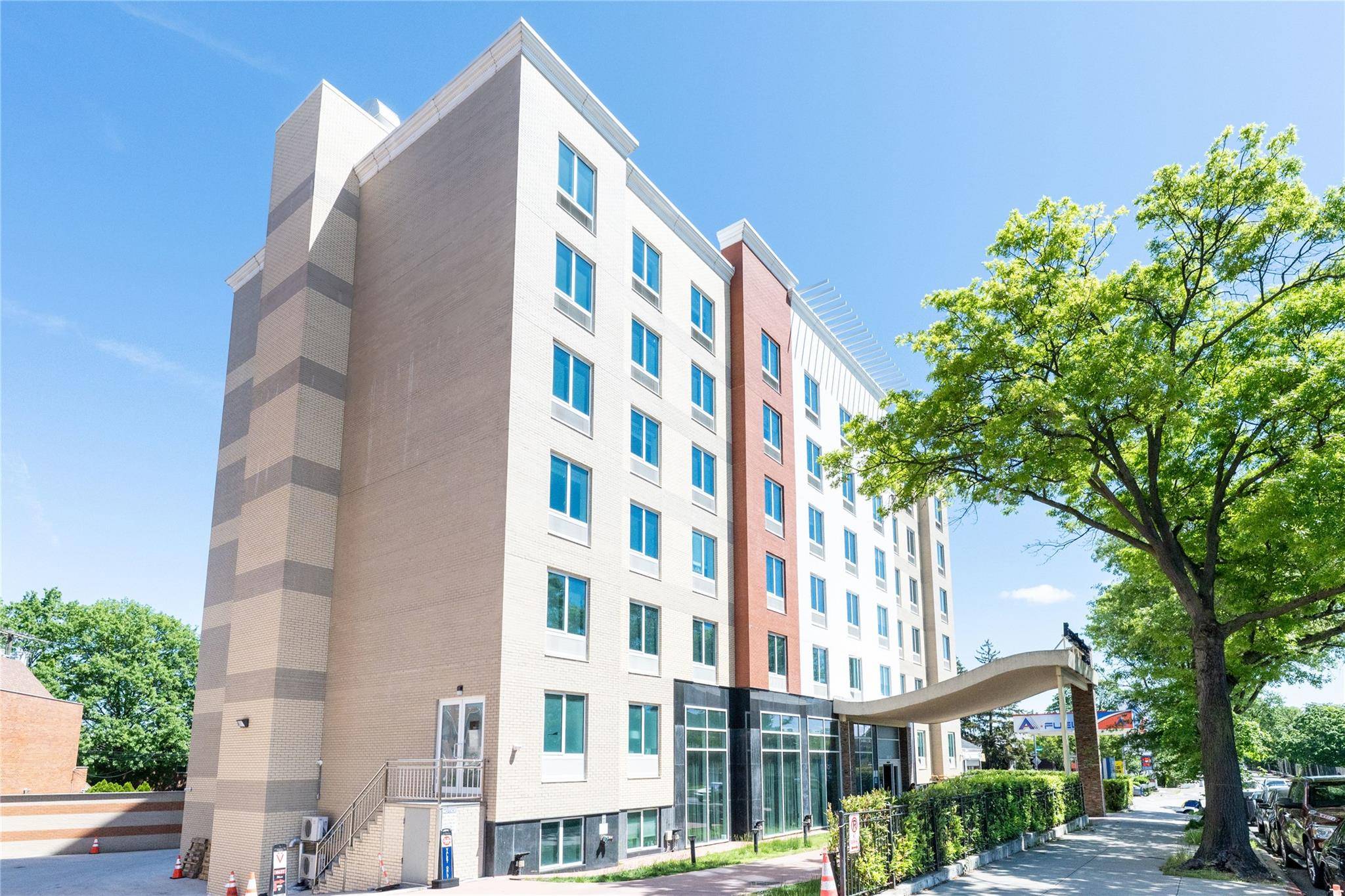 Fresh Meadows, NY 11365,18331 Horace Harding EXPY