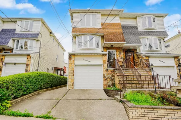 127 Keating Place,  Staten Island,  NY 10314