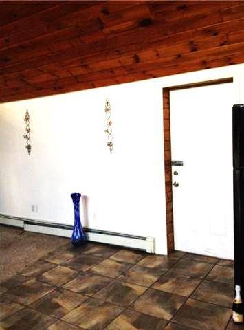 Warwick, NY 10990,13 Spring ST #2B