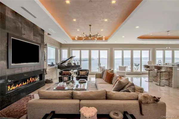 Nyack, NY 10960,74 River RD