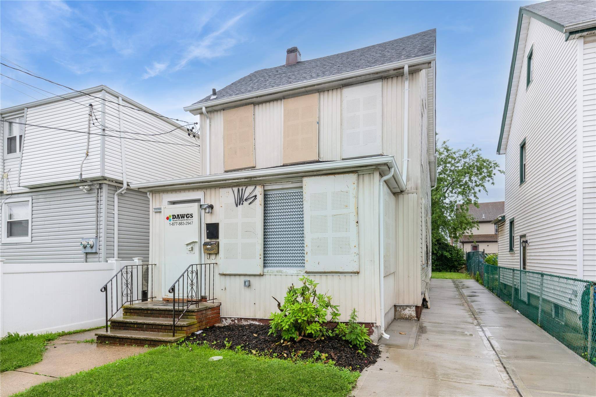 194-56 Murdock AVE, Saint Albans, NY 11412