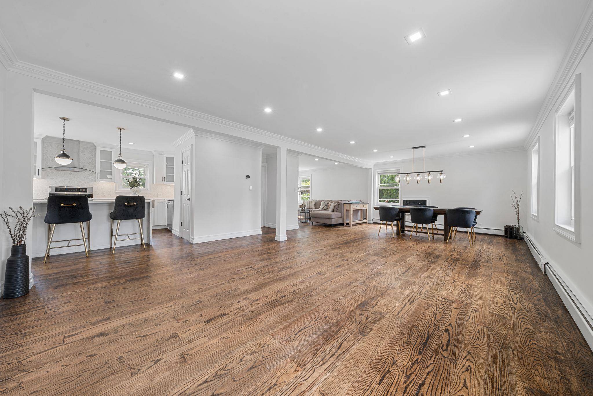 Yonkers, NY 10710,165 Jennifer LN