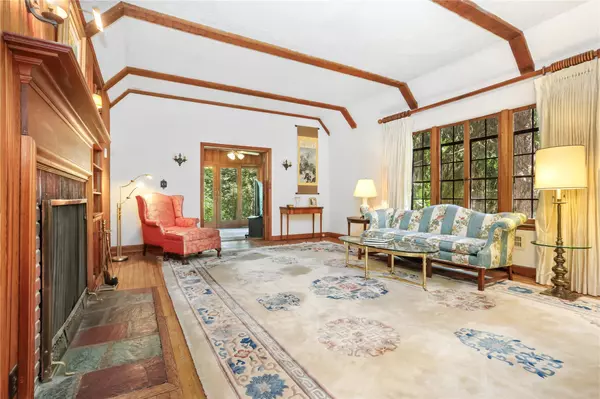 Pleasantville, NY 10570,60 Cedar AVE