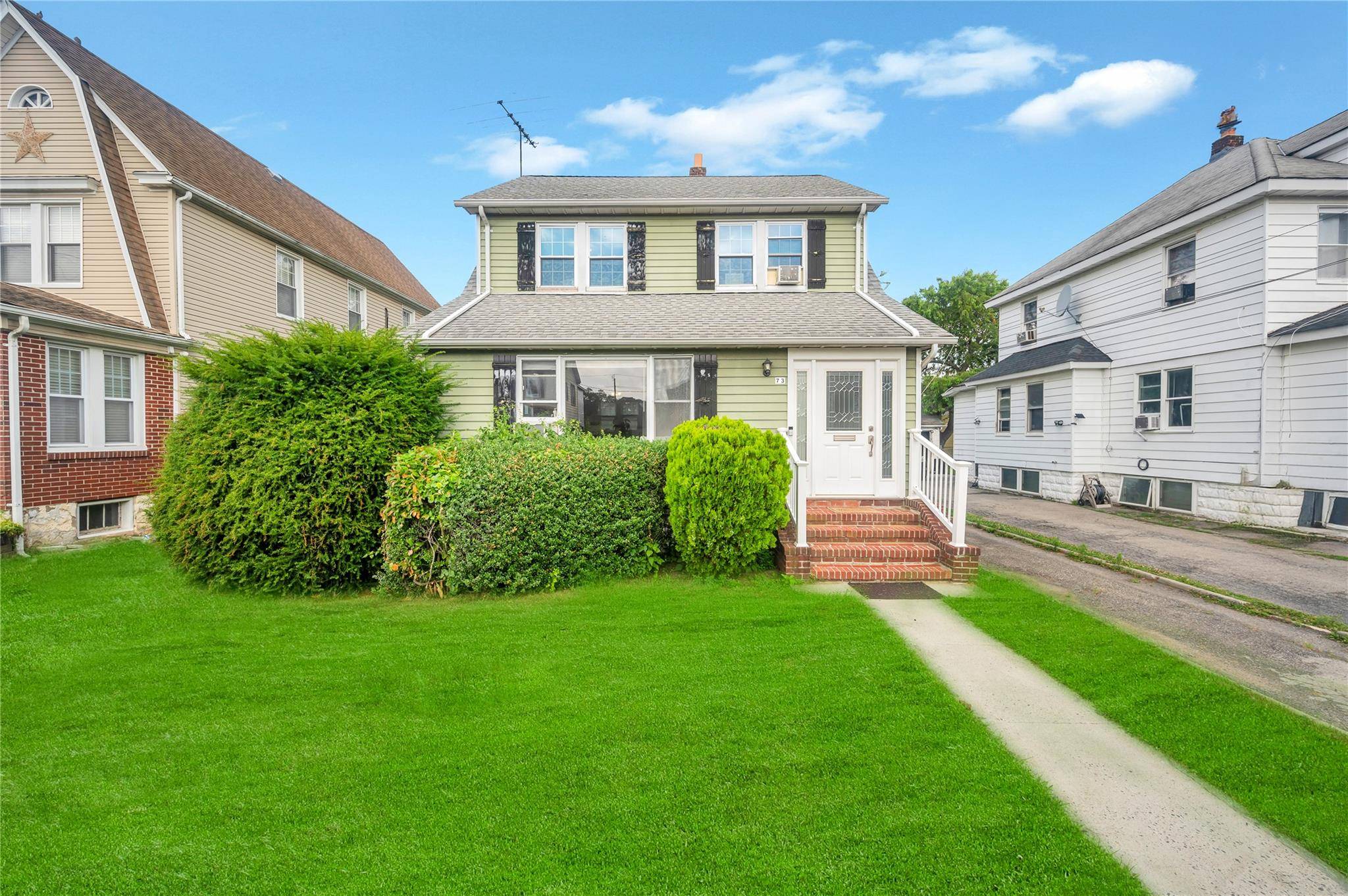 73 Bismark AVE, Valley Stream, NY 11581