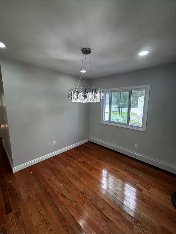 Greenlawn, NY 11740,Address not disclosed