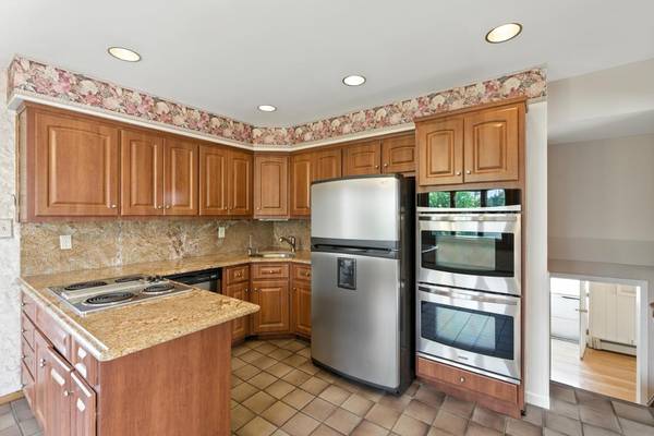 Farmingdale, NY 11735,107 Intervale AVE