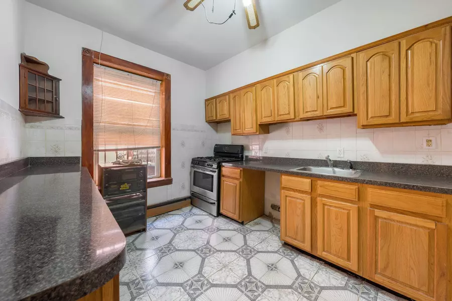 454 E 48th, Brooklyn, NY 11203