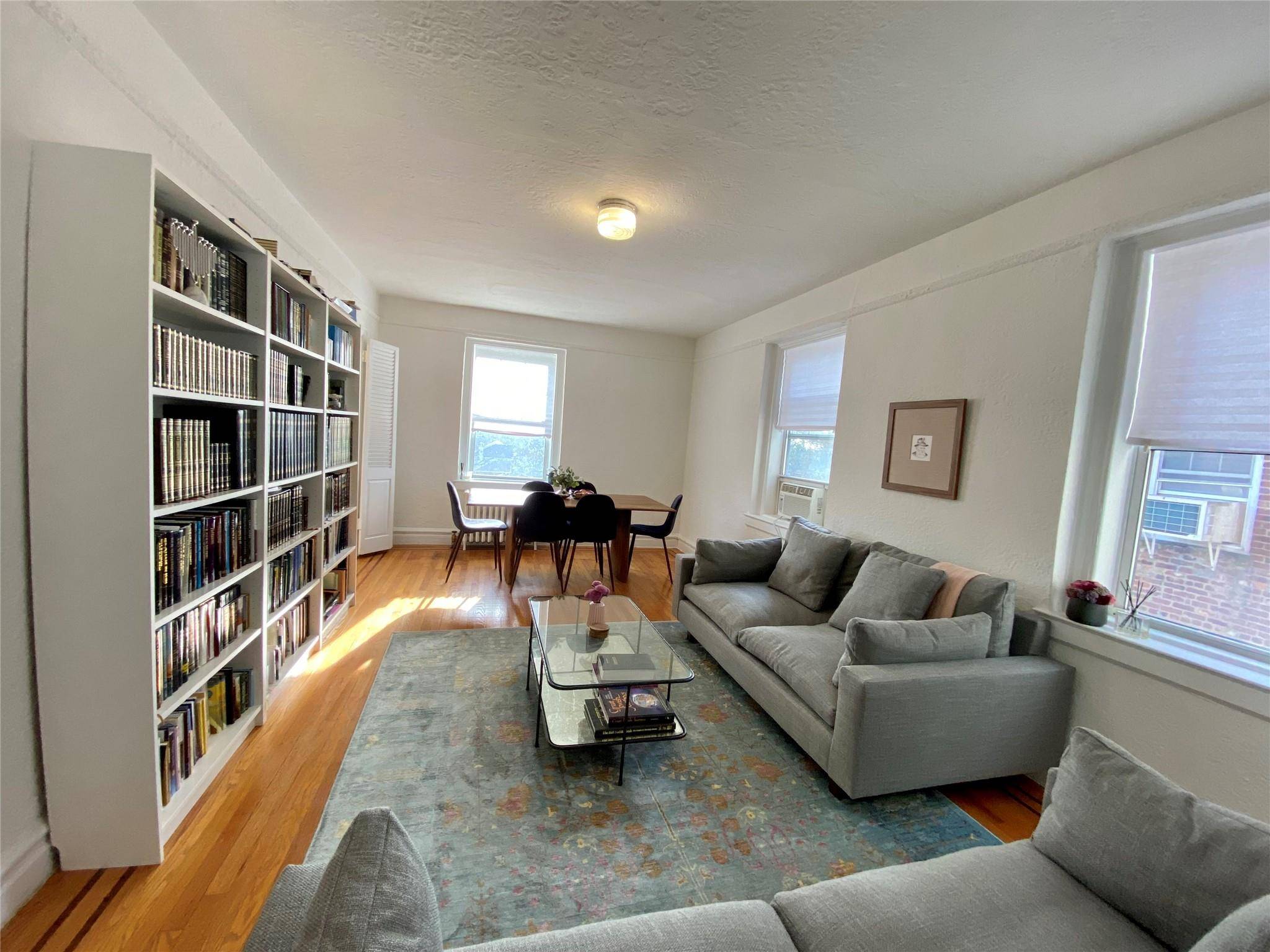 Cedarhurst, NY 11516,623 Central Ave #407