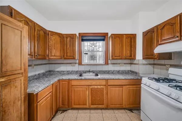 Ozone Park, NY 11416,9427 80th ST