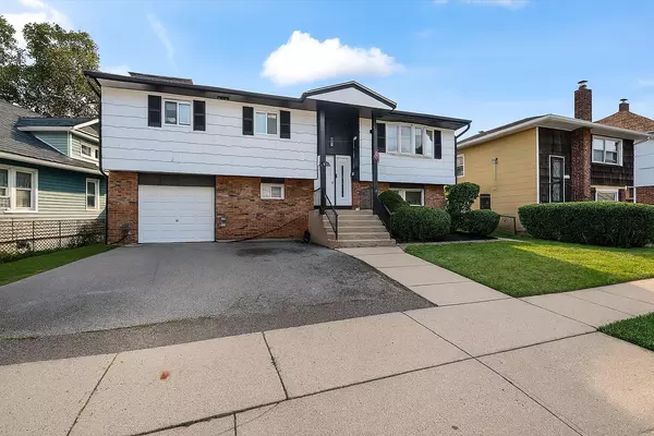 Hempstead, NY 11550,22 Hudson PL