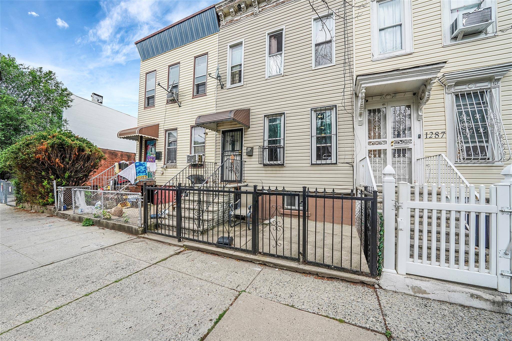 1285A Saint Marks AVE, Brooklyn, NY 11213
