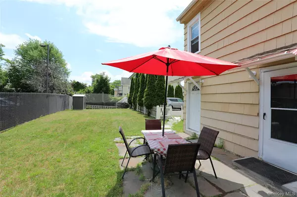 Kingston, NY 12401,144 Prospect ST