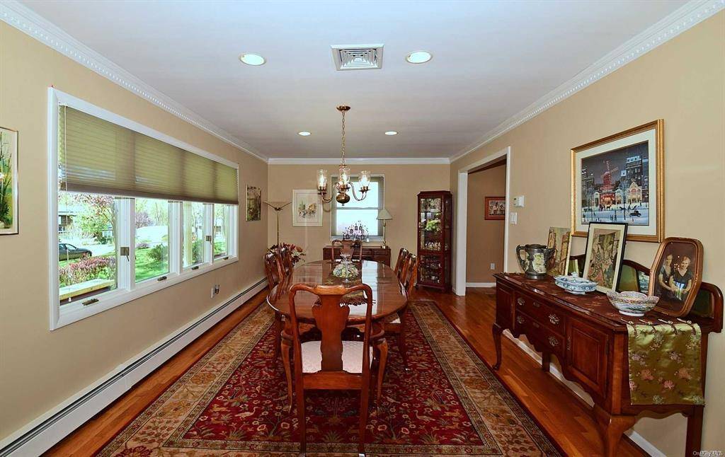 Nesconset, NY 11767,29 Sunhill RD
