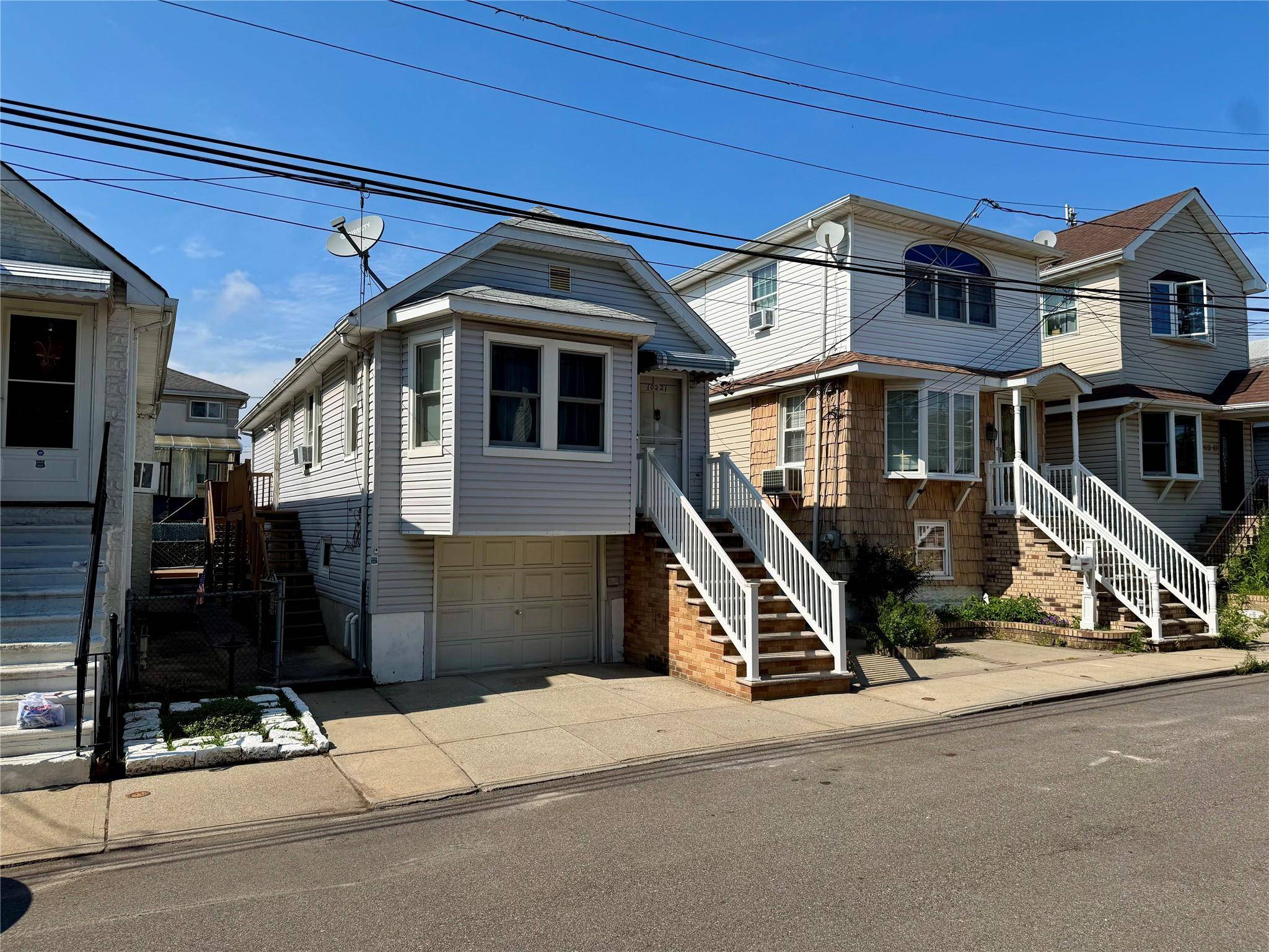 10221 Davenport CT, Howard Beach, NY 11414