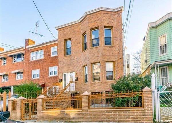 832 E 224th ST, Bronx, NY 10466