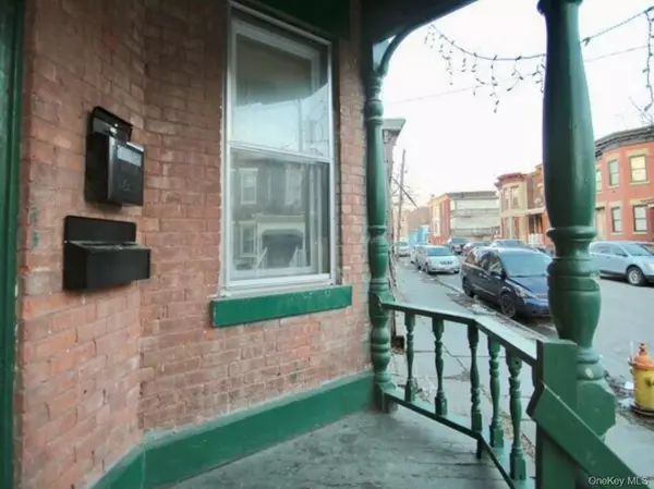 Newburgh, NY 12550,37 Lutheran ST