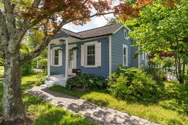 Blauvelt, NY 10913,103 W Erie ST