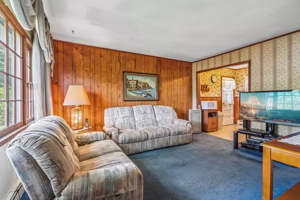Centereach, NY 11720,89 Rustic RD