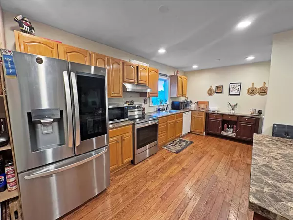 Cortlandt Manor, NY 10567,41 School ST
