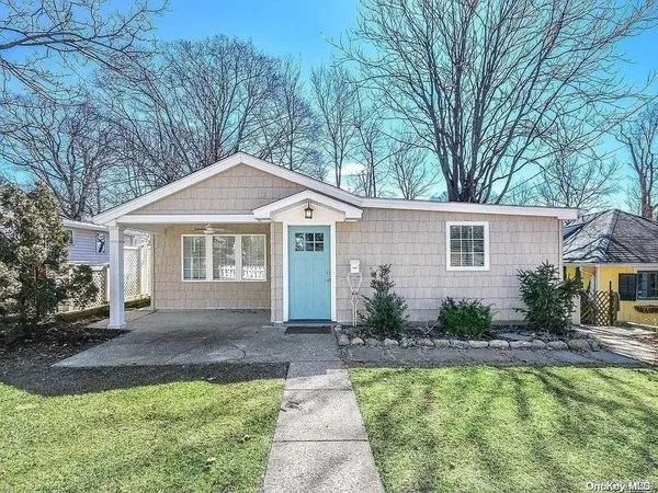 125 15th AVE, Sea Cliff, NY 11579