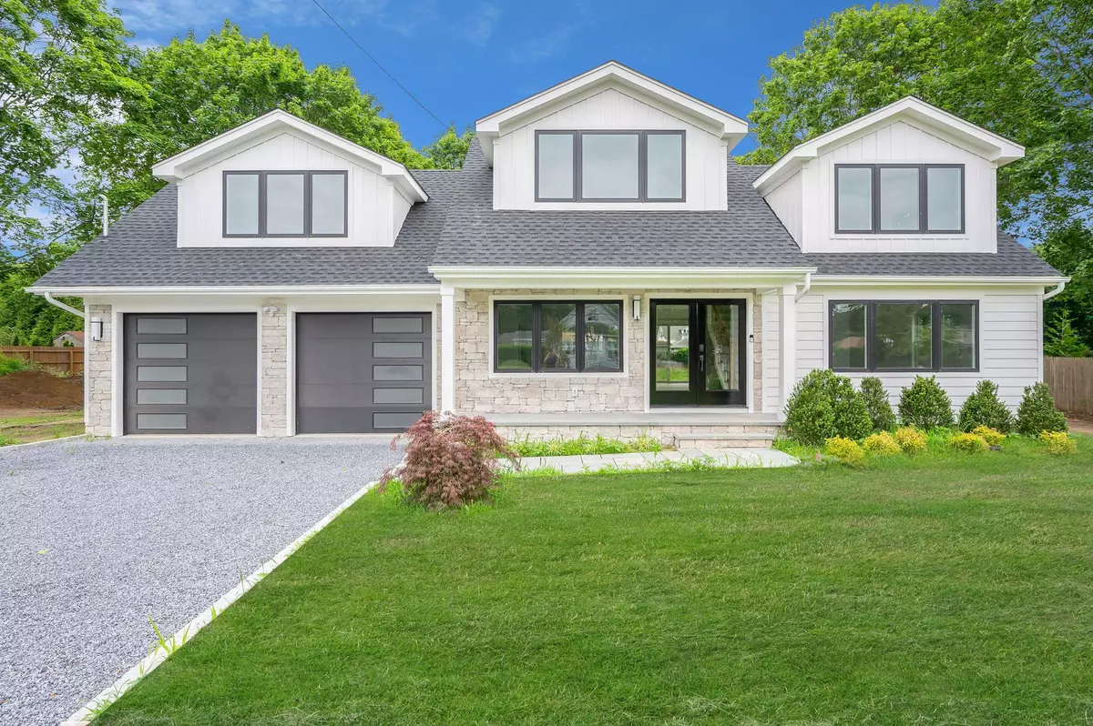 Eastport, NY 11941,11 Bayview AVE