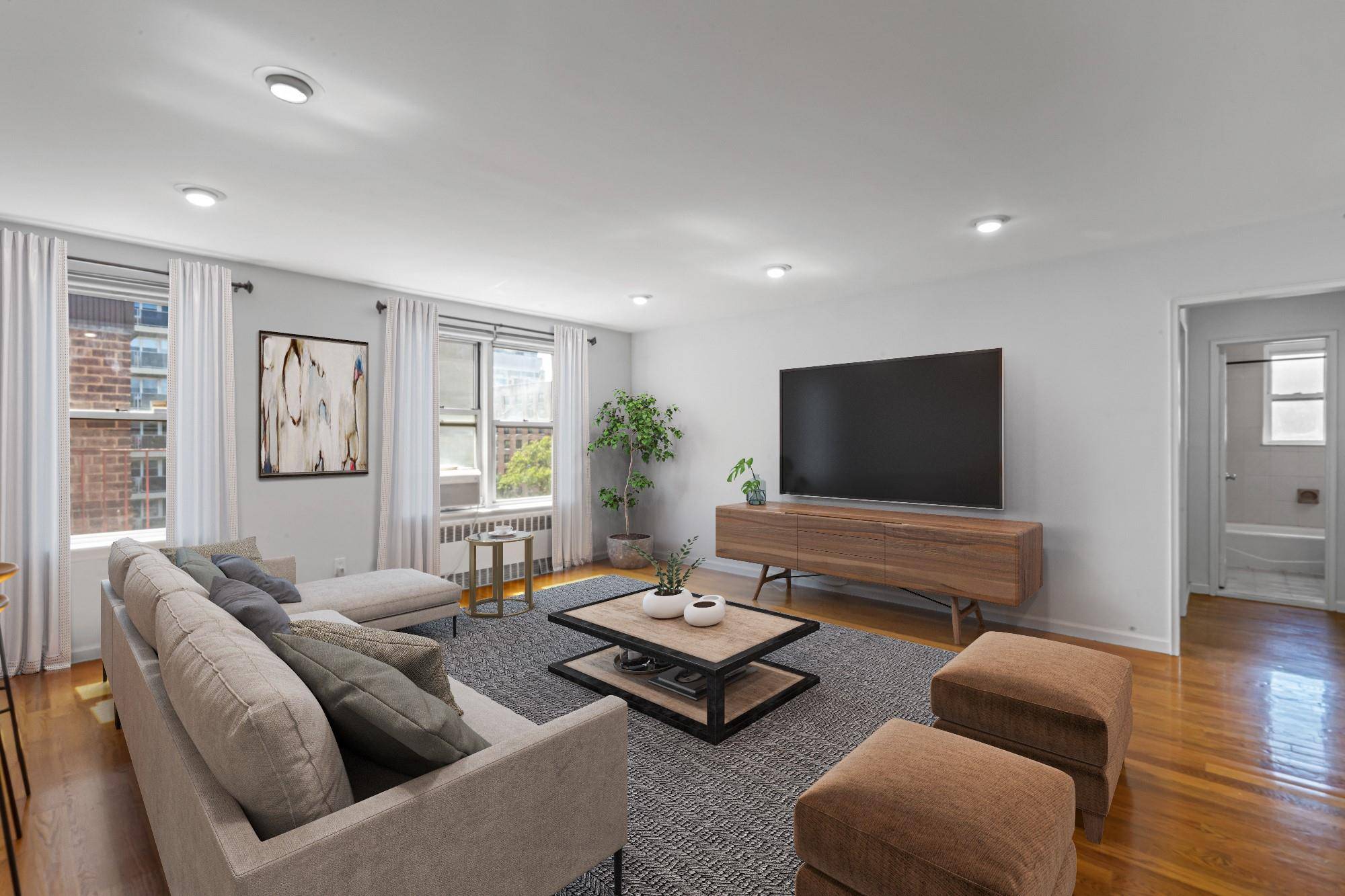 Forest Hills, NY 11375,66-37 Yellowstone BLVD #6G