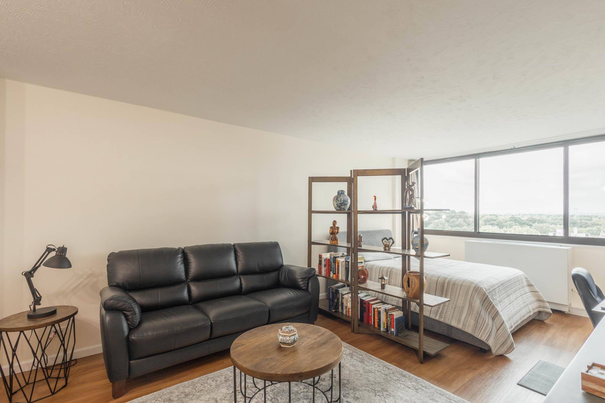 Bayside, NY 11360,2 Bay Club DR #14R