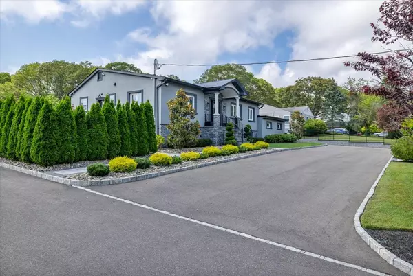 Hauppauge, NY 11788,154 Mac Arthur BLVD