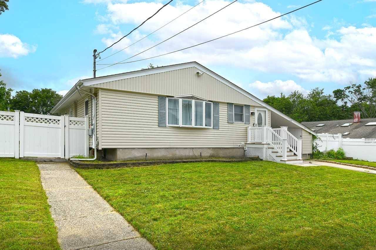 Centereach, NY 11720,12 Jefferson AVE