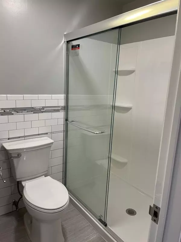 Shrub Oak, NY 10588,1225 E Main ST #3