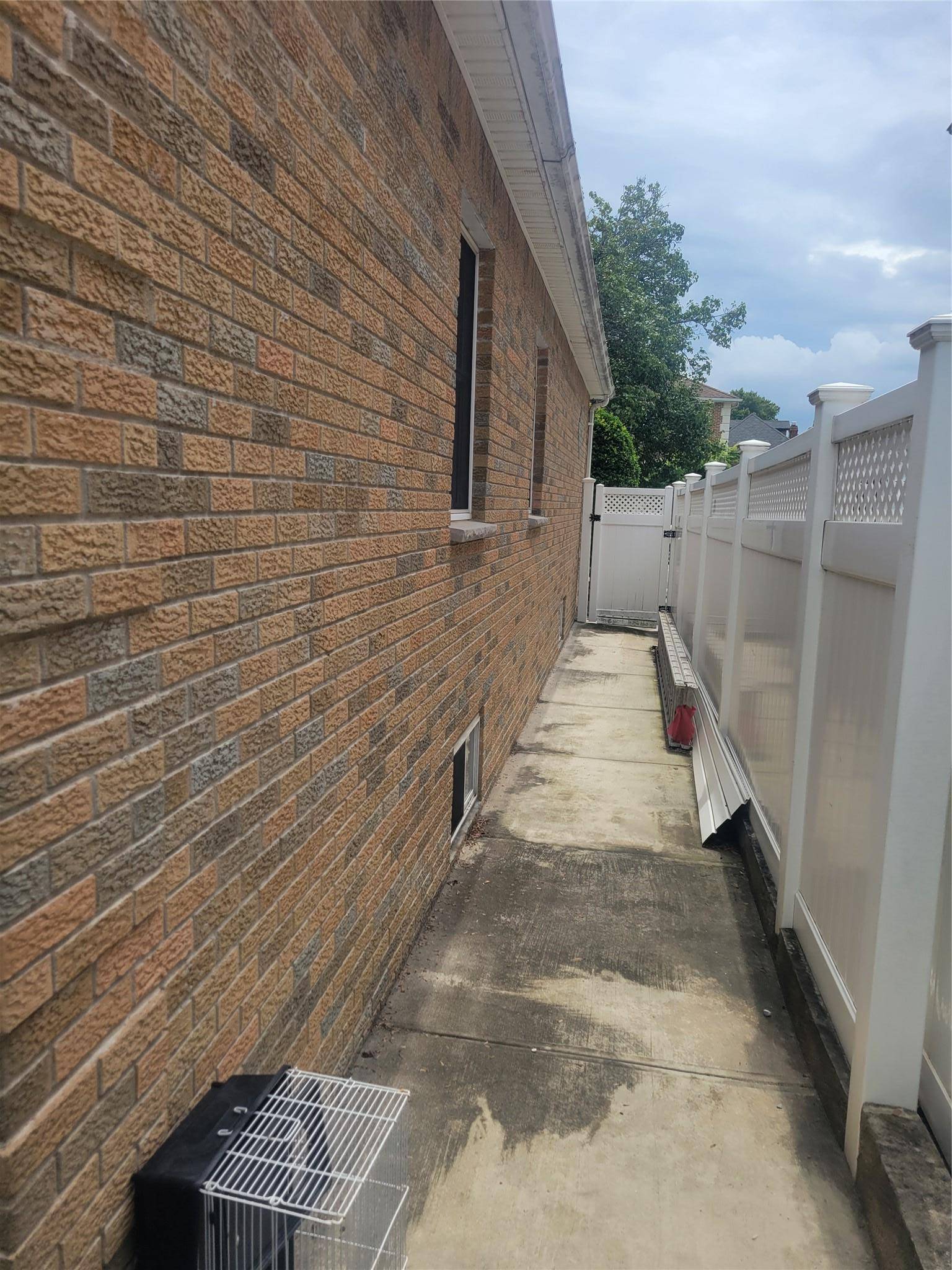 Whitestone, NY 11357,157-27 23rd AVE