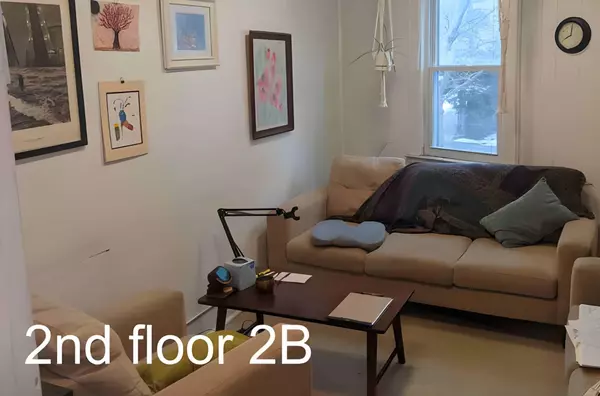 Bronx, NY 10471,5731 Mosholu AVE