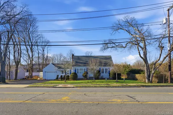 Melville, NY 11747,1547 Walt Whitman RD