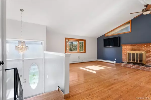 Croton-on-hudson, NY 10520,193 Mount Airy RD