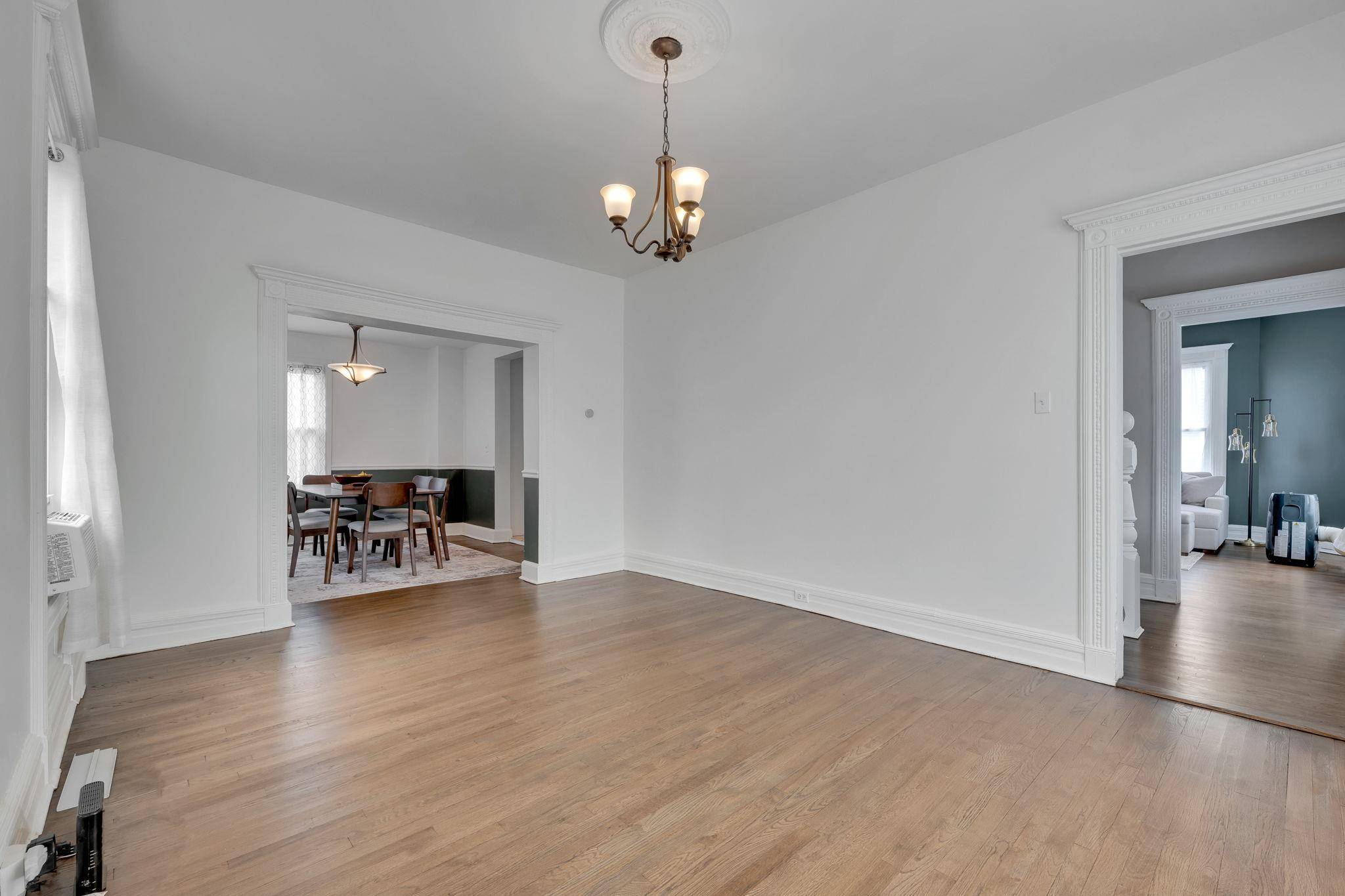 Patchogue, NY 11772,19 Amity ST