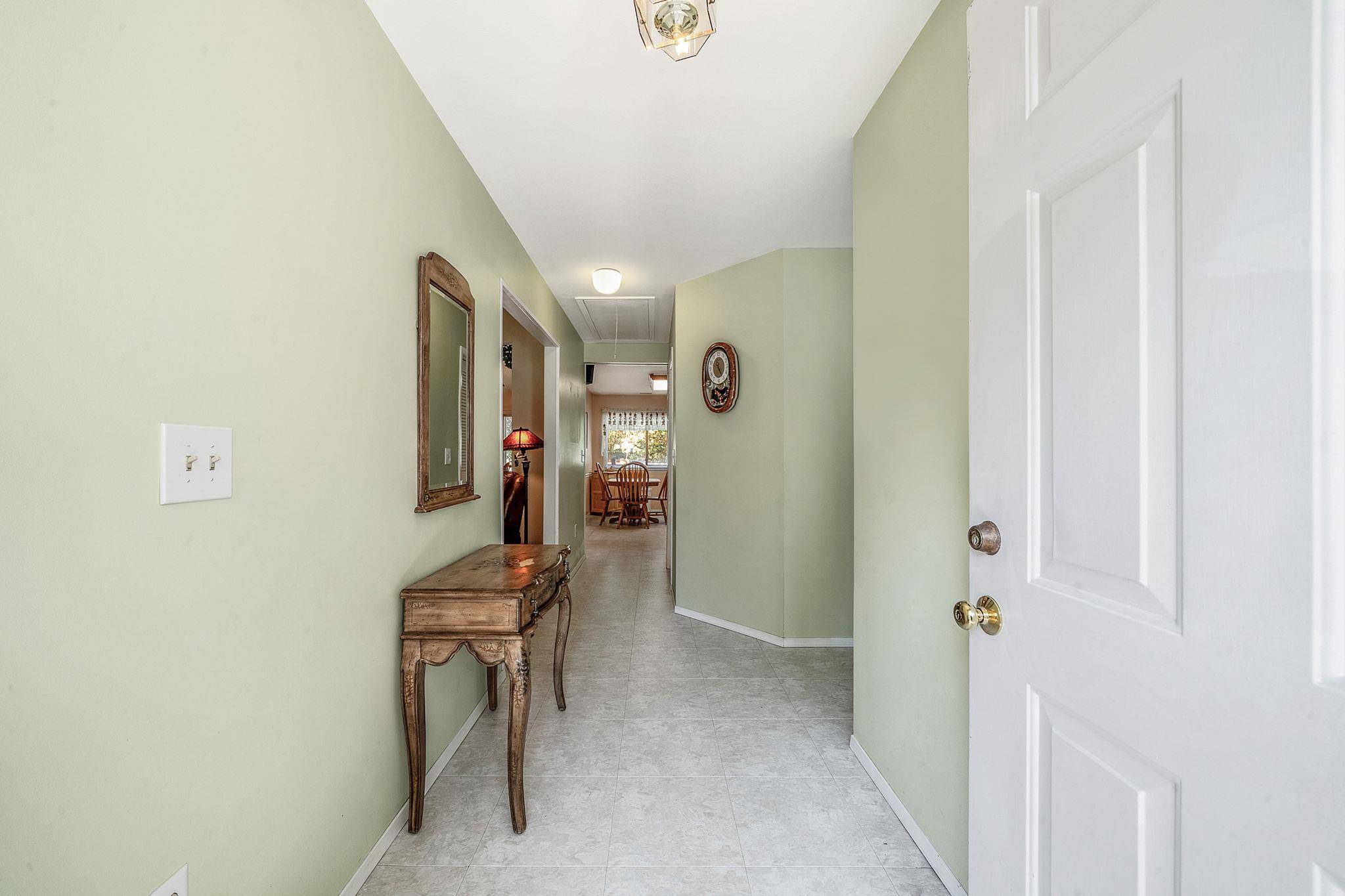 Holbrook, NY 11741,67 Crescent CIR
