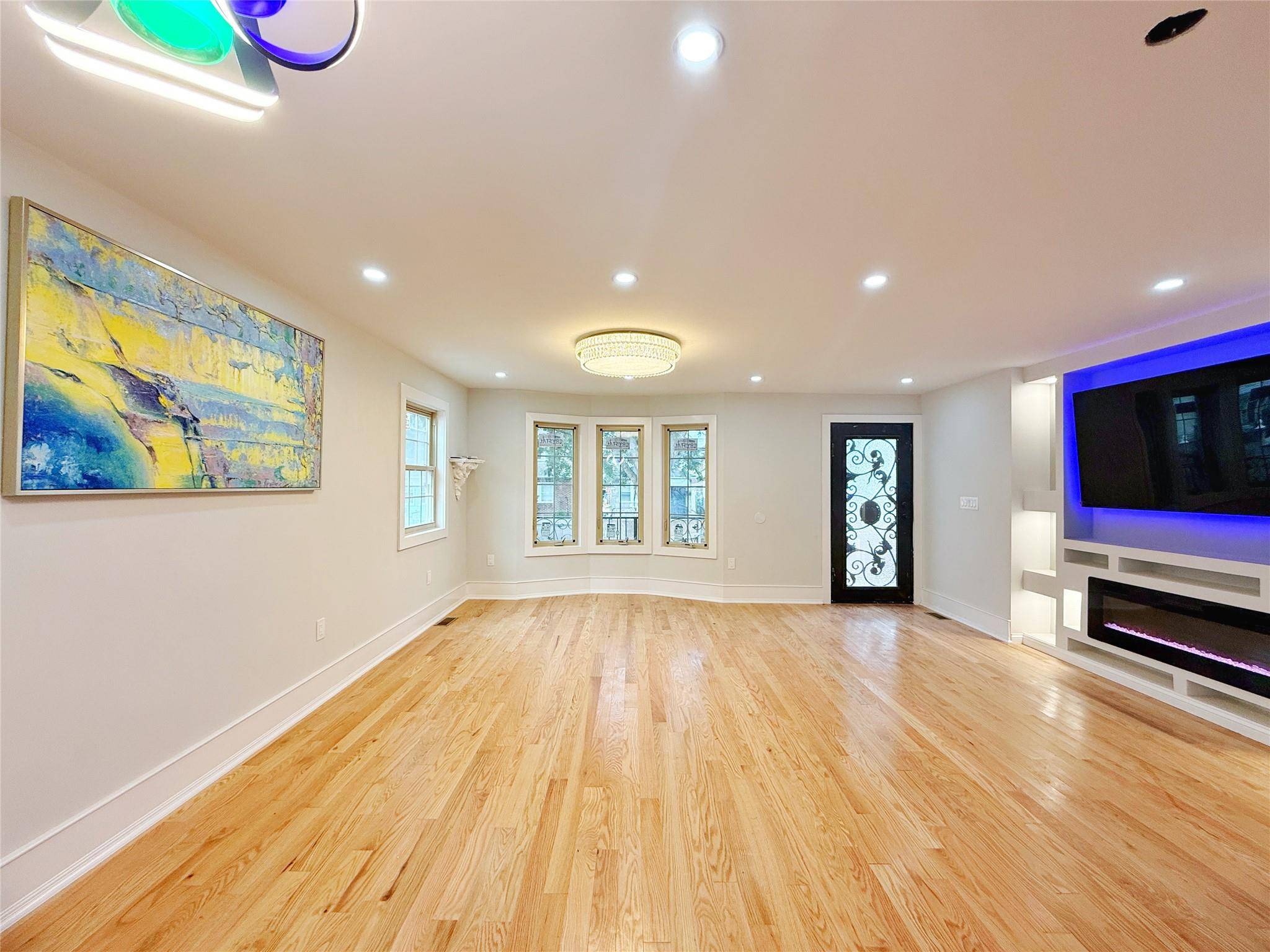 South Ozone Park, NY 11420,120-56 132nd ST