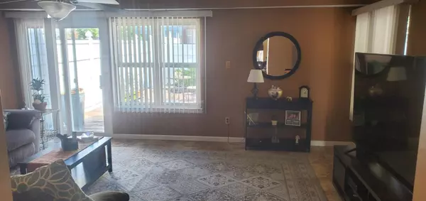 Staten Island, NY 10312,30 Chestnut CIR