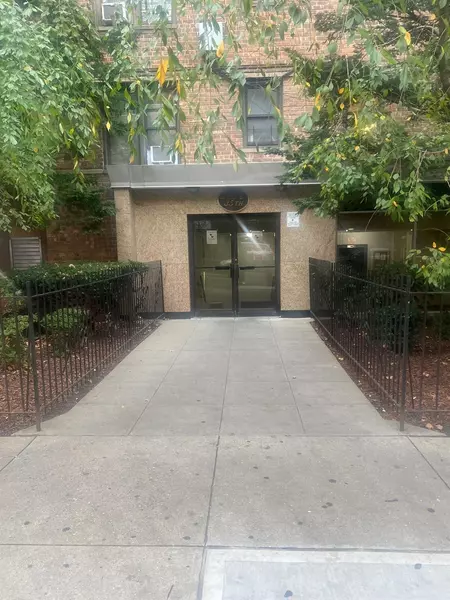 285 E 35 ST #2D, Brooklyn, NY 11203