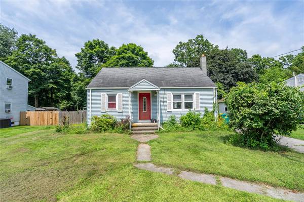 17 Henmond BLVD, Poughkeepsie, NY 12603